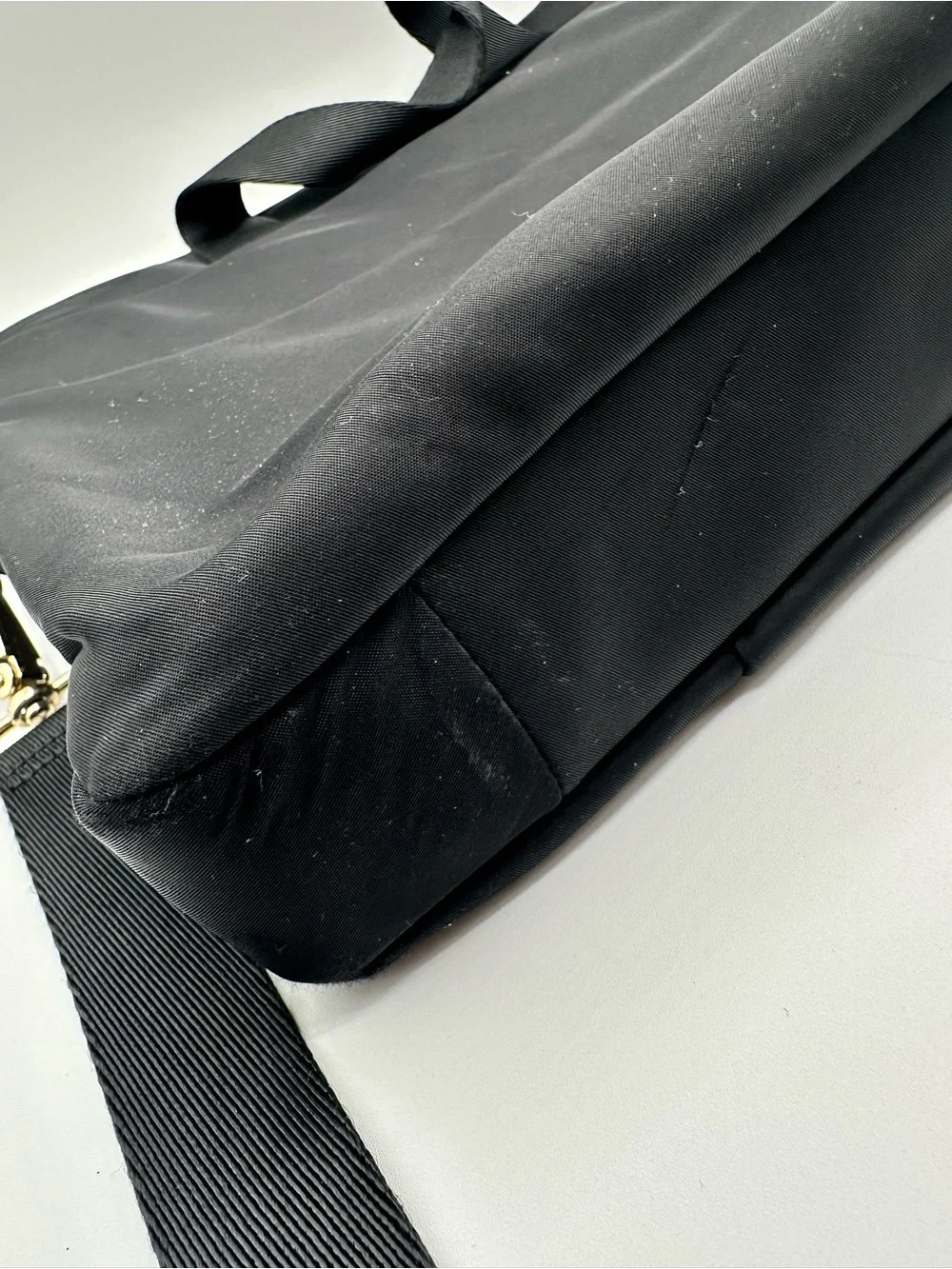 kate spade Black Nylon Laptop Bag with Adjustable Crossbody Shoulder Strap